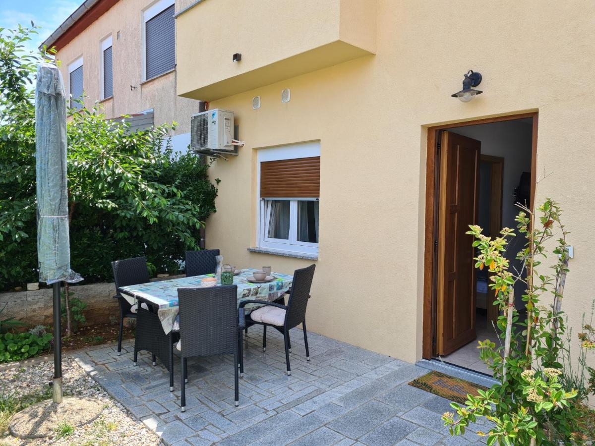 Apartman Luka Banjole Bagian luar foto